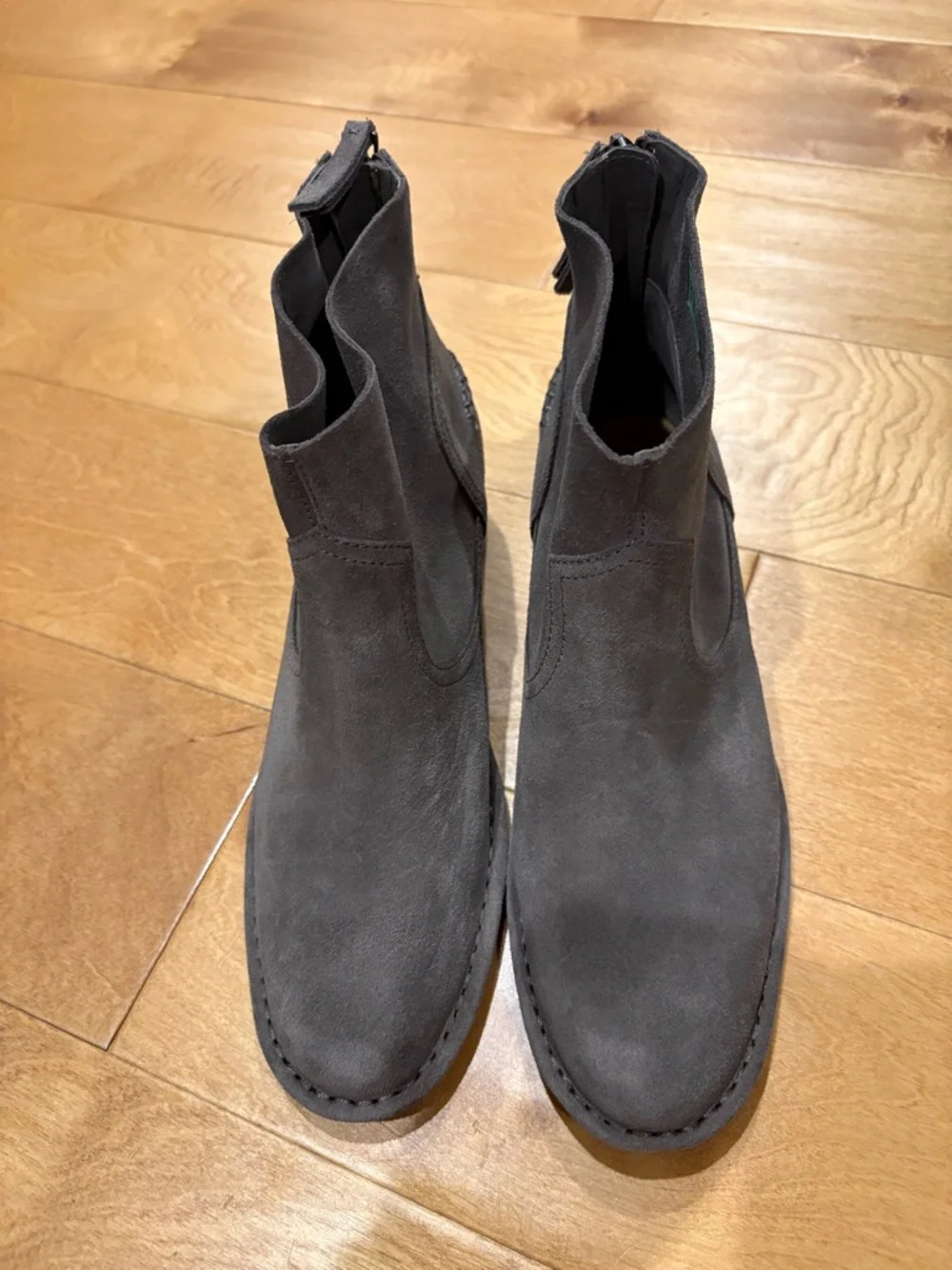 UGG Women's Bandara Ankle Boot suede taupe sz 7.5 new without tag